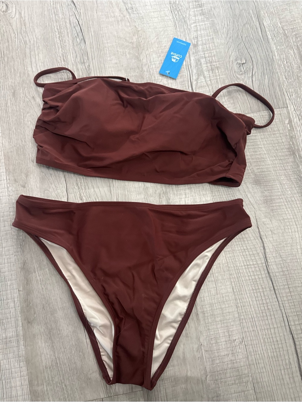Cupshe Women's Two-Piece Bandeau Bikini in Burgundy